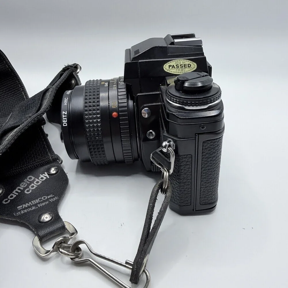 MINOLTA X-700 MPS 35mm Film Camera w/MD 49mm 1:1.7 Lens W/case